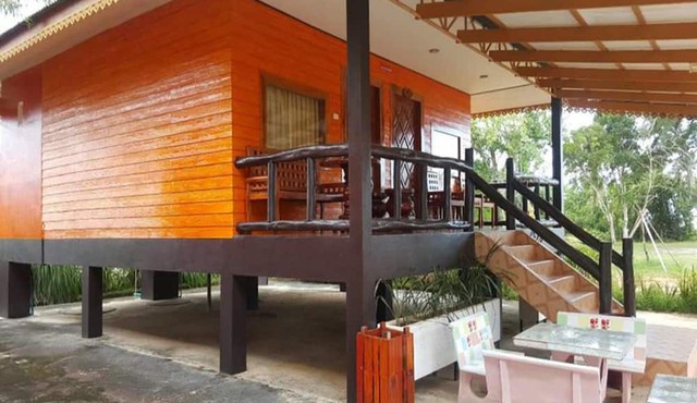 Yamadaya Beach Resort in Trat