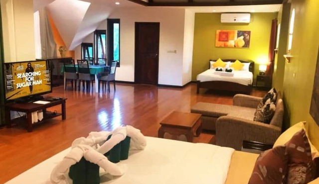 Villa Chaya in Takua Pa