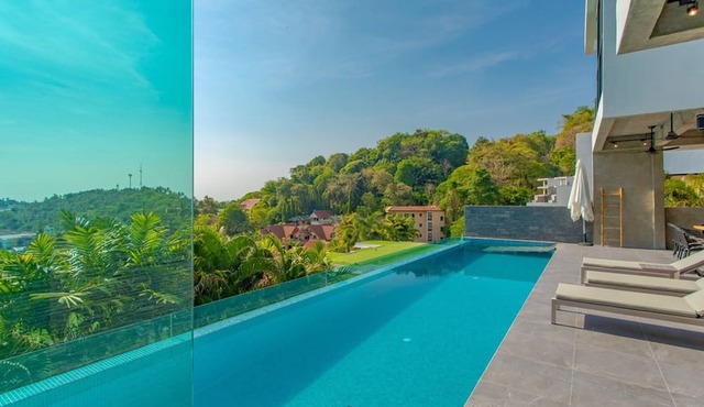 Baan Saint Tropez Villas Kata Beach