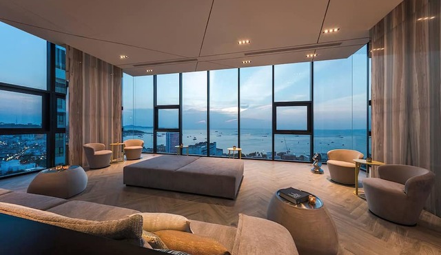 Excellent Location - Condo Infinity Pool Pattaya