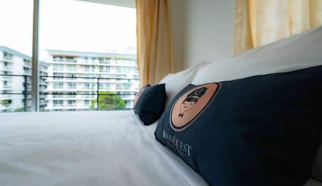 Cozy Twin Escape | Light-Filled Bangkok Hideaway in Bangkok