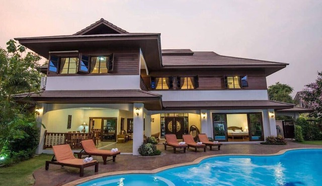 Oriental Thai Luxury Villa With Private Pool, Chiangmai, Thailand in Tambon San Phi Suea