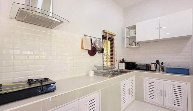 Villa La Forest – Tropical Escape with Shared Pool Near Hin Kong Beach