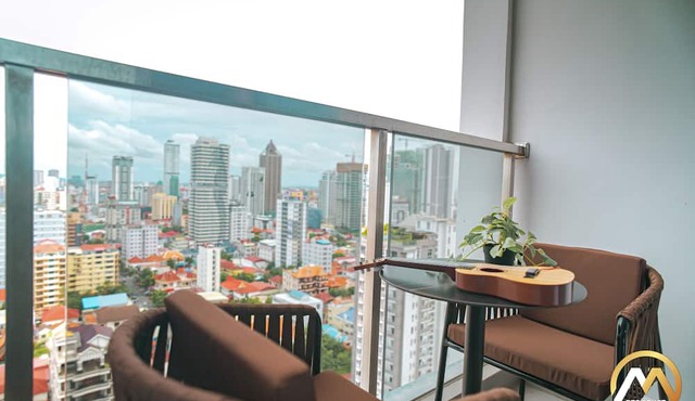 Phnom Penh Pool Hotel 24 USD M Residence in Phnom Penh