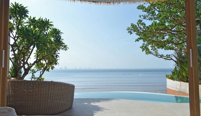 MADUSEA GRAND VILLA in Koh Lan