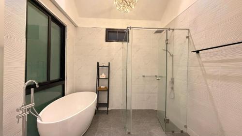 Granary Grand Haven by Chuly, 3BR Luxury Pool Villa in Bangtao