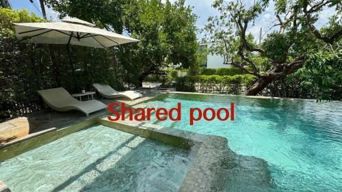 Modern House Uprompt Chiangmai in Chiang Mai