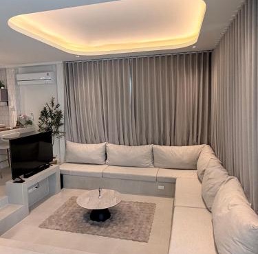Darari House