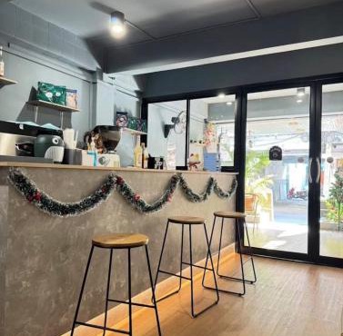 The Moment Hostel & Cafe in Bangkok