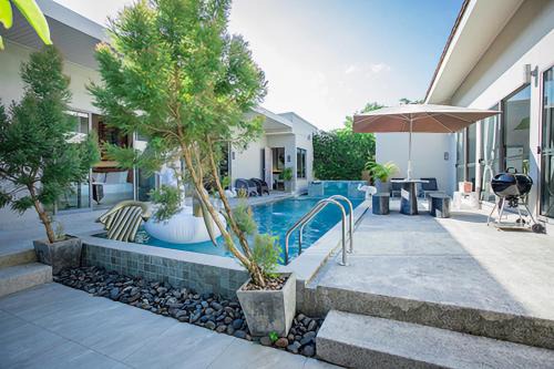 Kaizer Pool Villas