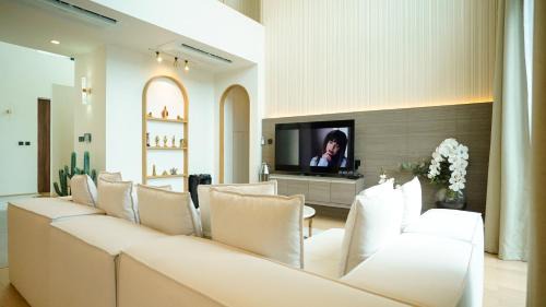 Sherpura Nature 5BR Ultra Luxe Residence NEW 2027 in Nong Prue