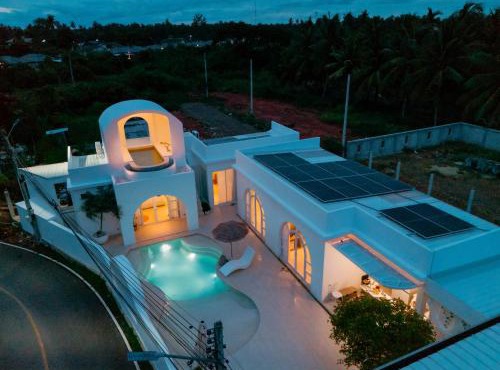 S52 Pool Villa Amphawa in Samut Songkhram