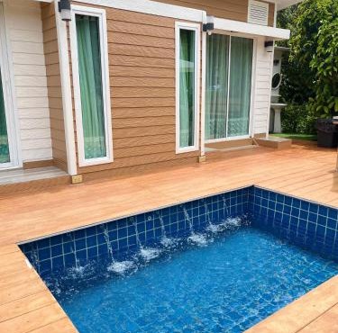 Luxury tents in Uthai Thani, Thailand in Uthai Thani