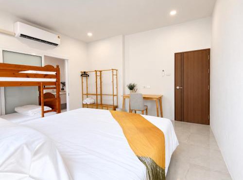 Ja Ja James Villa @ Nimman | 5BR 6BA Group Stay in Chiang Mai