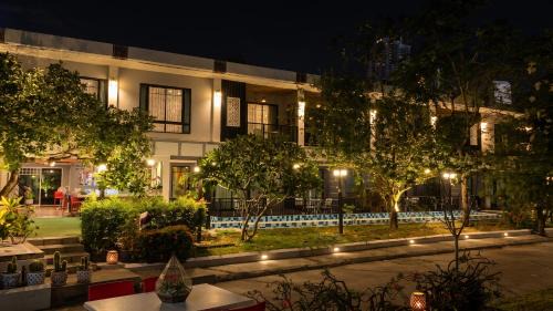 Tamnan Pool Resort Pattaya in Pattaya
