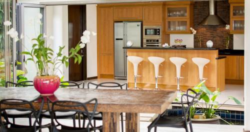 Dhevatara Residence Beachfront Villas