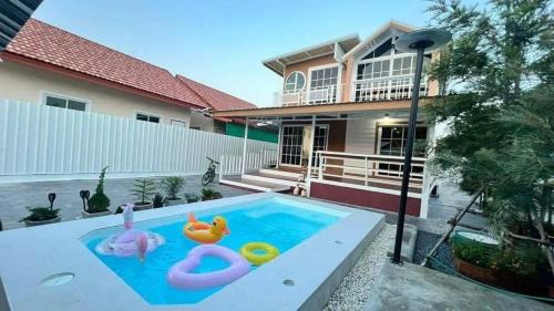 Peace poolvilla sattahip พีซ พลูวิลล่า สัตหีบ