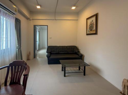 PL Residence Hotel Patamnak Soi 3 in Pattaya South