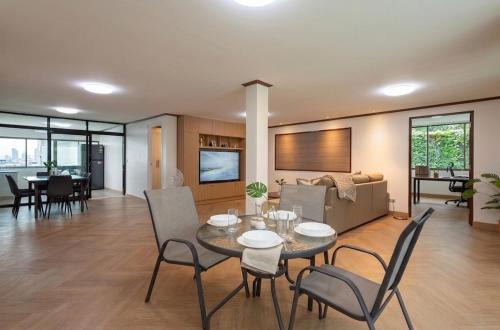 Luxury 3BR 230sqm 5 min to BTS Sukhumvit 26 in Bangkok