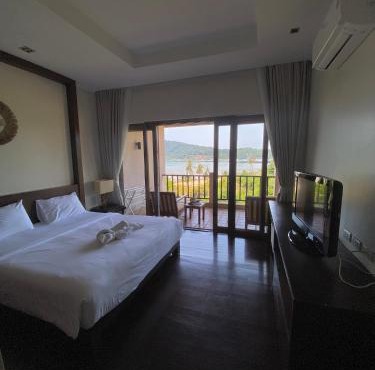 Chang Santi Apartments in Ban Bang Bao