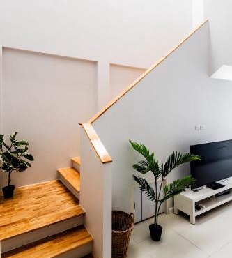 SPACIOUS AND BRIGHT 2BR TownHouse7 MonkeyHill in Ban Sam Kong