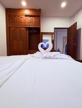 Kamala Garden Bungalows, Beach 700m, 8mn Walk in Kamala Beach