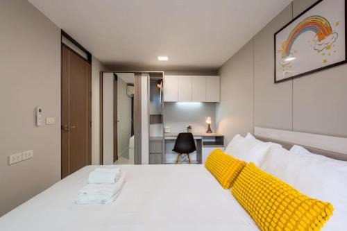 CJ ELAND Sukhumvit36 BTS Thonglor in Bangkok