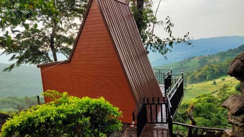 ภูชี้ฟ้าอินน์ รีสอร์ท Phucheefainn Resort in Ban Seng Choi