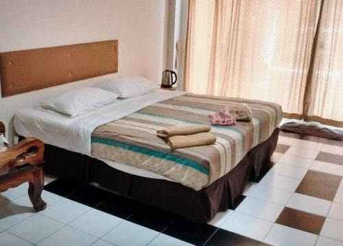 ระยองบีช Rayong Beach Hotel in Ban Chak Phai