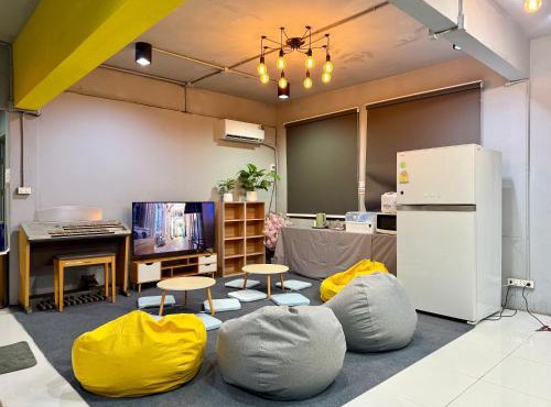Sukhum Huai Khwang Guest House in Bangkok