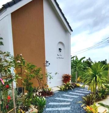 Baan Iris Salaya