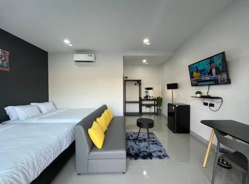 Hillside Premium Hotel in Ban Pa Yang