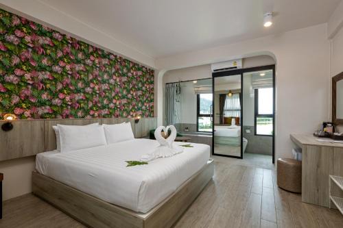Ang Pao Hotel Phuket