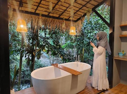 Ingtara at Lanta in Ko Lanta