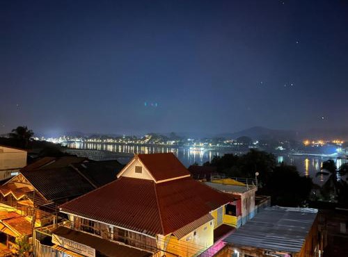 Thaveesinh Hotel in Ban Houayxay