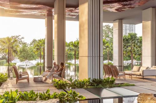 Four Seasons Hotel Bangkok at Chao Phraya River