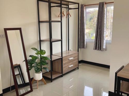 Ivory House Sriracha in Si Racha