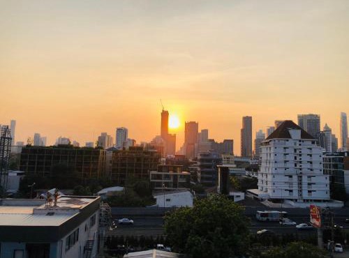 Alt Hotel Nana by UHG -Nearby Benjakitti Park & Queen Sirikit National Convention Center