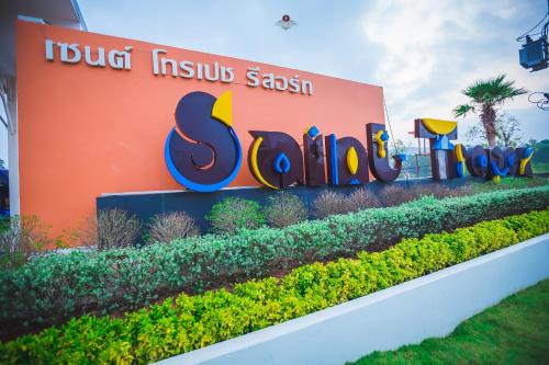 Saint Tropez Resort in Chao Lao Beach