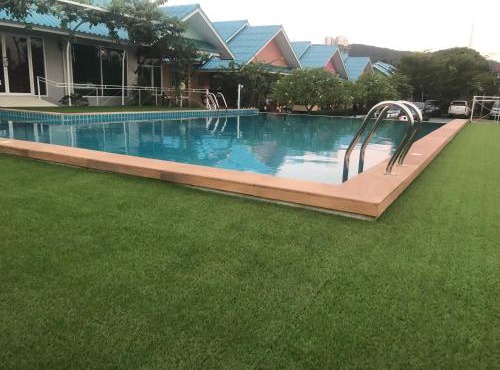 Sangtong Beach Resort in Laem Sing